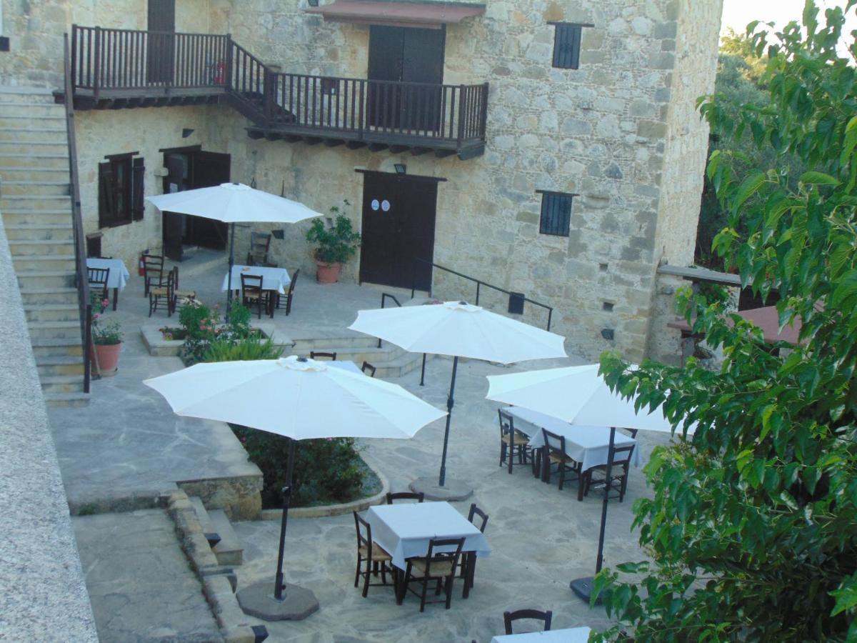 Amarakos Guesthouse Λειτουργεί Υπό Νέα Διεύθυνση Kato Akourdalia Eksteriør bilde